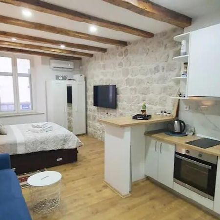 Apartamento Tramuntana FREE PARKING upon request Dubrovnik Exterior foto